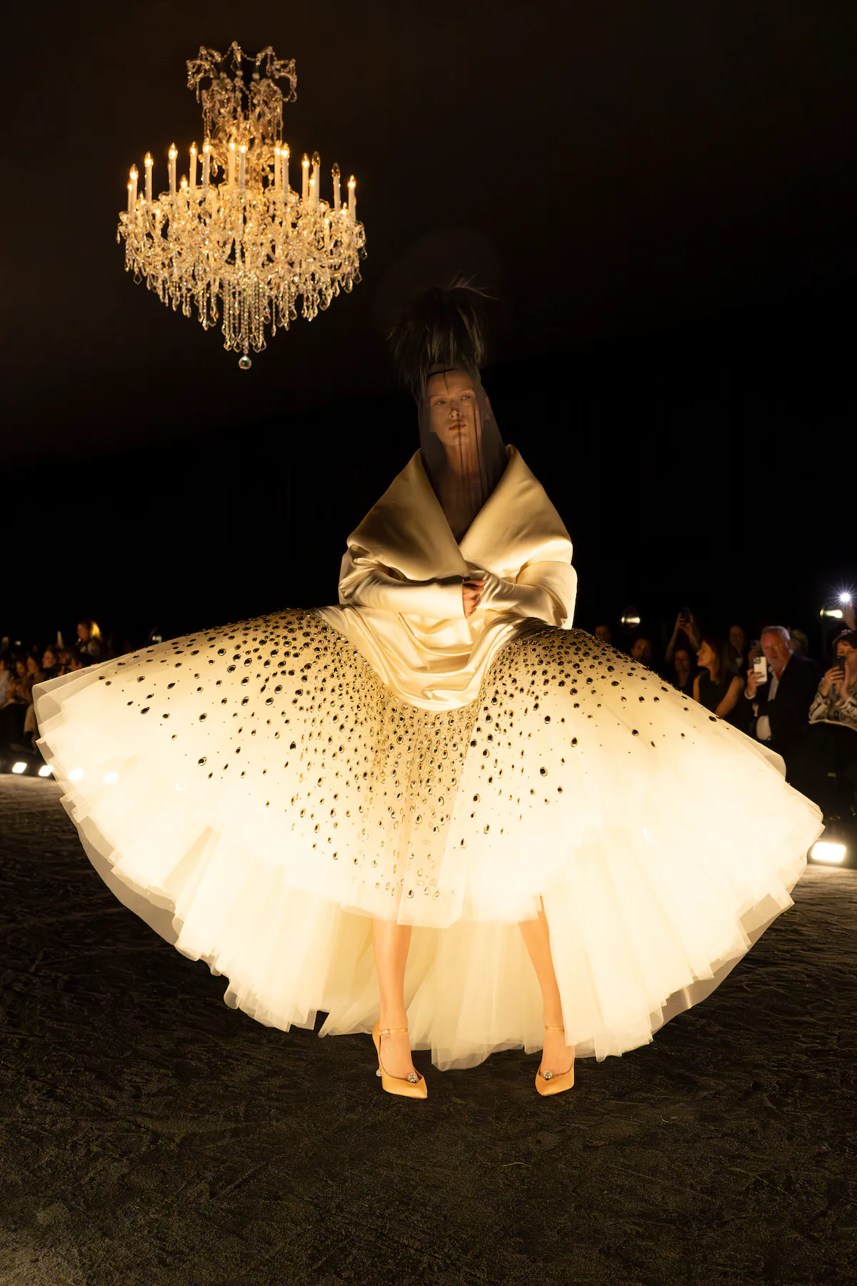 Schiaparelli Opens Paris Haute Couture Fashion Week with a Surrealistic Proposal