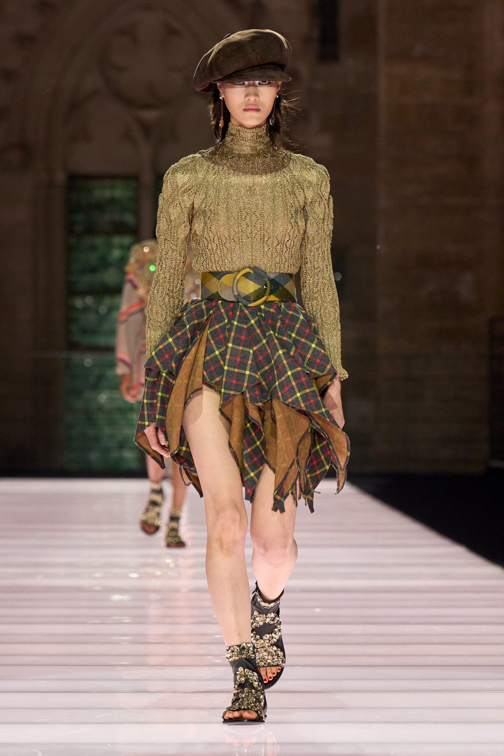 QUOTIDIANITY THROUGH THE LENSE OF A HISTORICAL MANIAC AT LOUIS VUITTON RESORT 2026