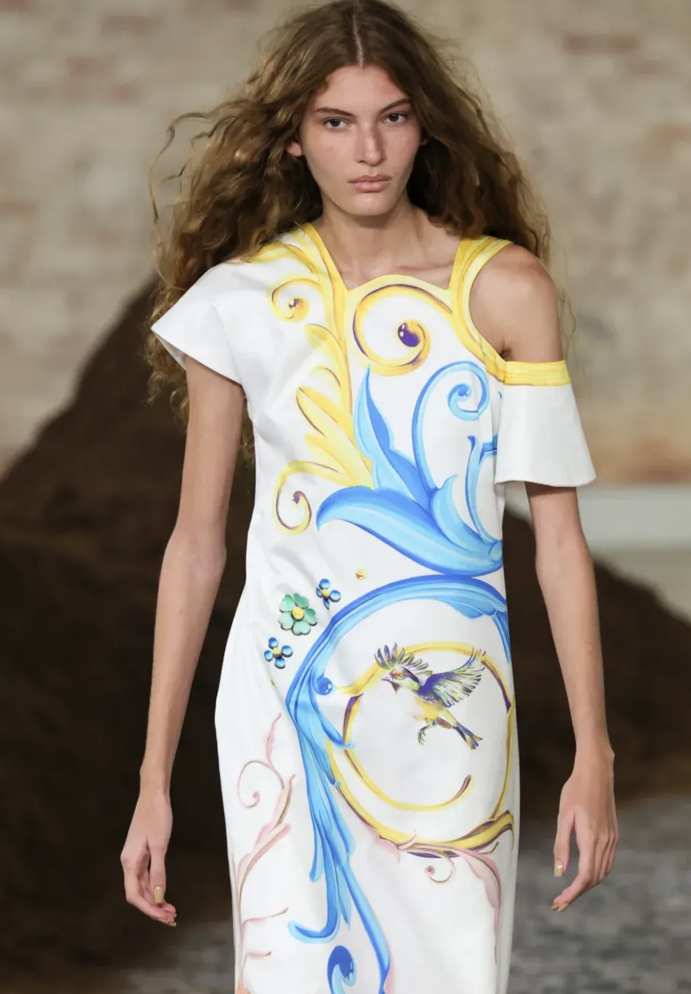 MOSCHINO FW26: ARGENTINE MAKES AN APPEARANCE IN MILAN FASHION WEEK