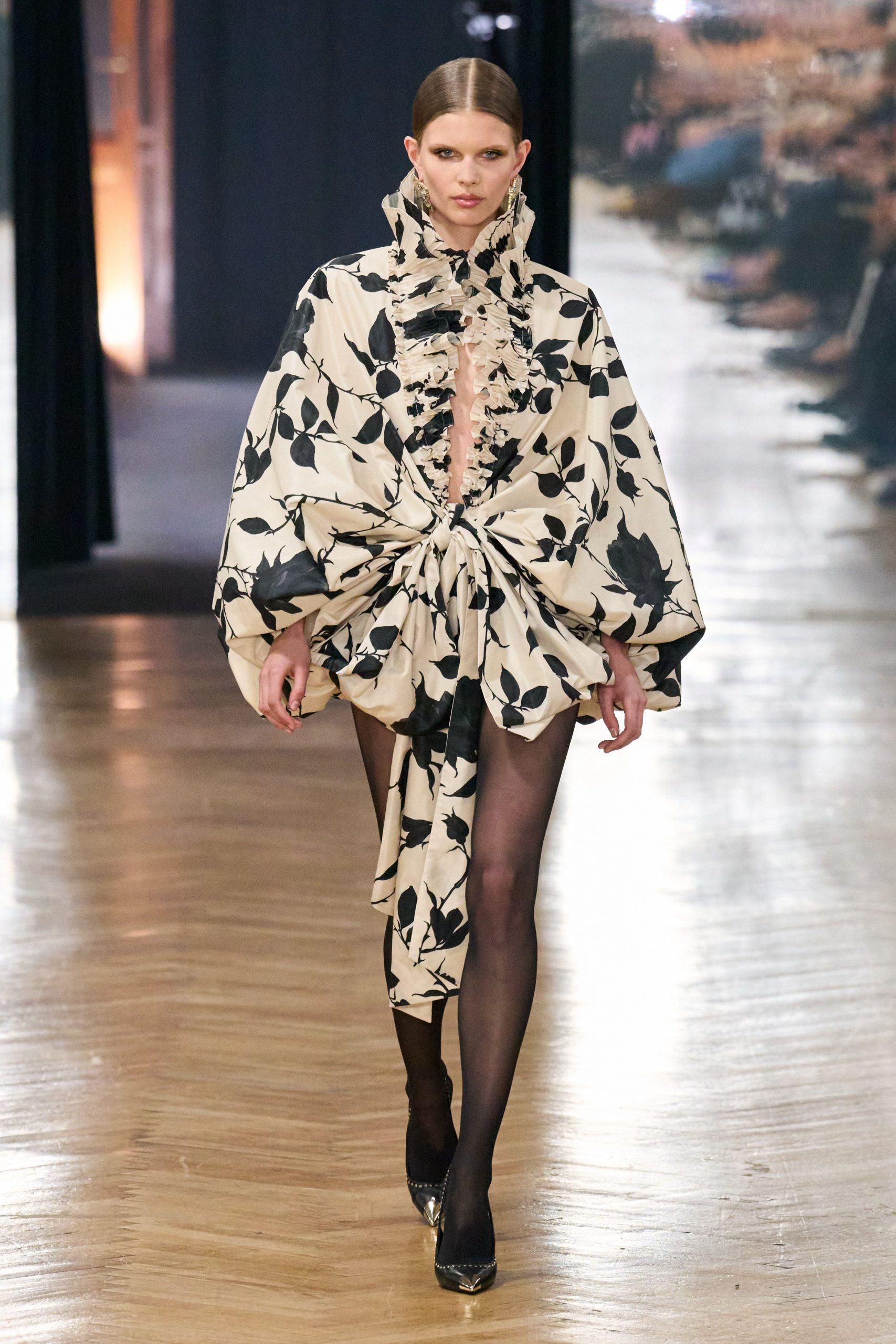 BLUMARINE FW26: THE COMPREHENSION OF AN ITALIAN DIVA
