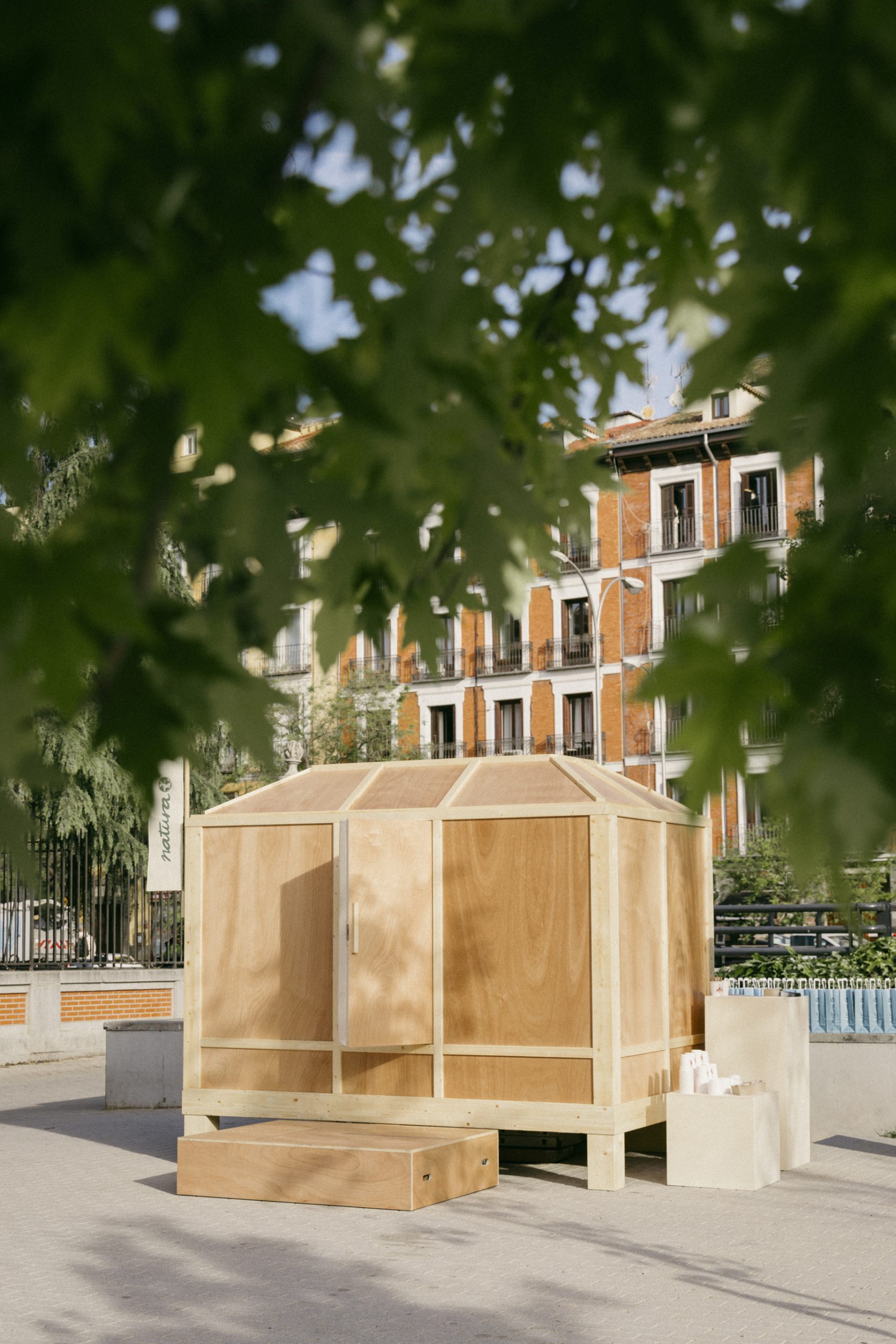 NATURA URBAN RETREAT IN MADRID: AN INMERSIVE EXPERIENCE FOCUS ON PEACE AND RECONNECTING WITH ONESELF