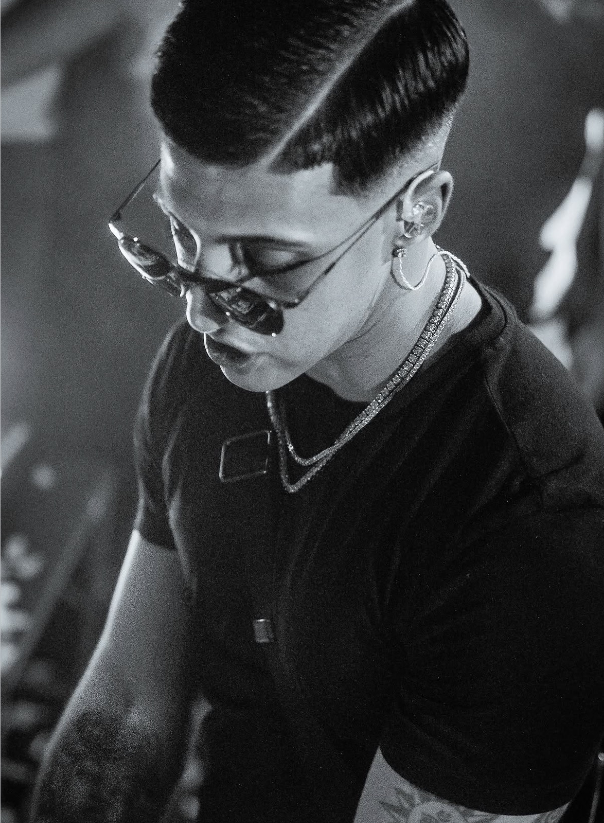 HOW TO GET ON THE BUZZ WITH LOVE YI AND HIS LATEST SINGLE